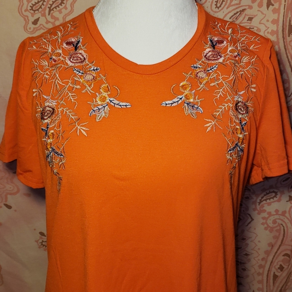 Floral Embroidery High Low Embroidered Flower - Picture 9 of 9